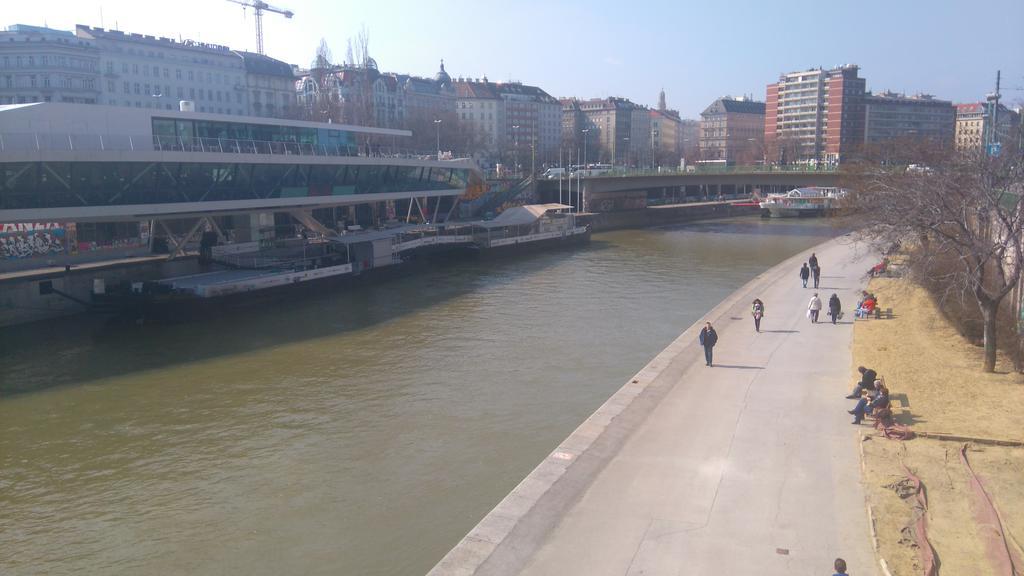 וינה Apartment Am Donaukanal מראה חיצוני תמונה